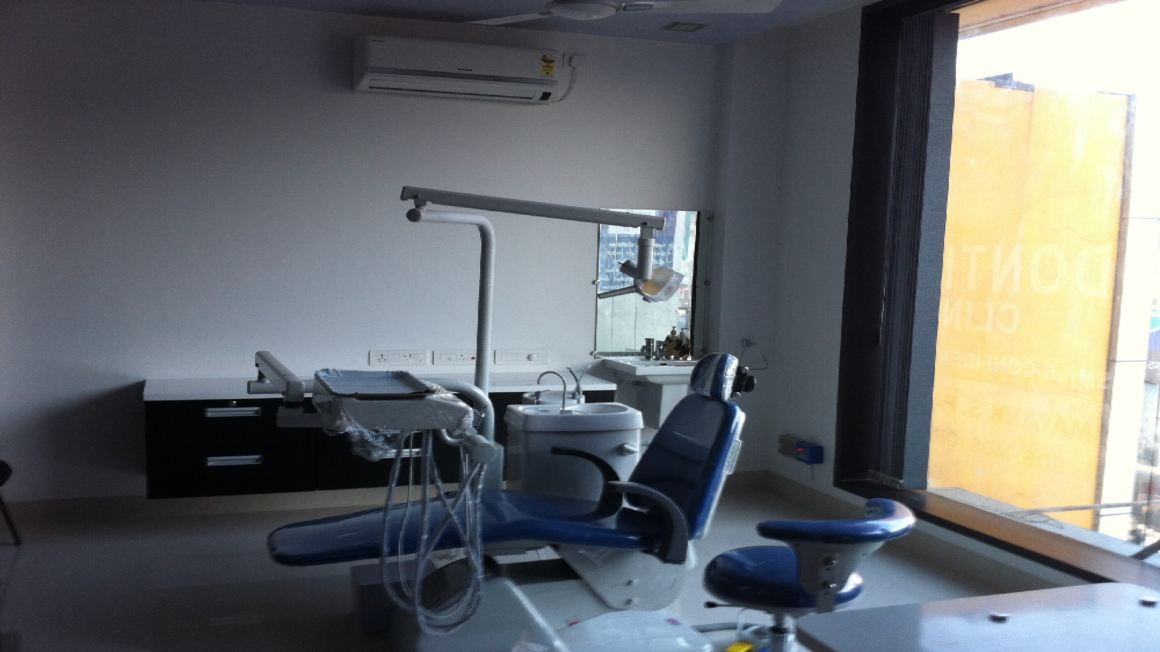 Clinic Exterior Image